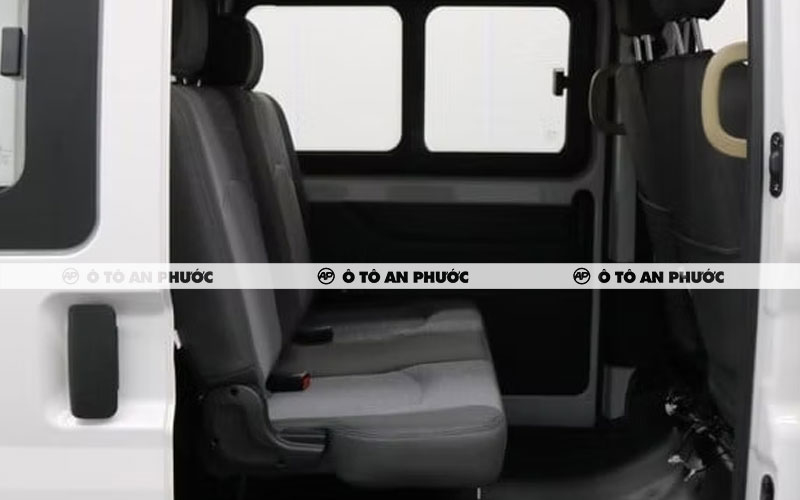 Nội thất DFSK EC35 5 chỗ