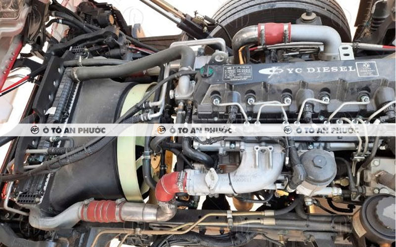 Động cơ Dongfeng X3 180HP thùng mui bạt