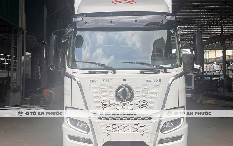 Ngoại thất Dongfeng X3 180L