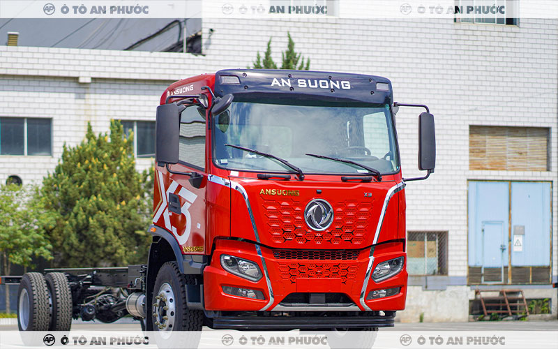 Ngoại thất Dongfeng X3 180hp thùng mui bạt 10m