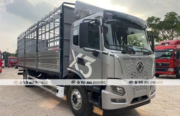Dongfeng X3-180L thùng mui bạt 8m3