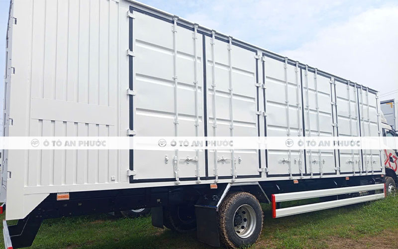 Dongfeng X3 thùng container 10m