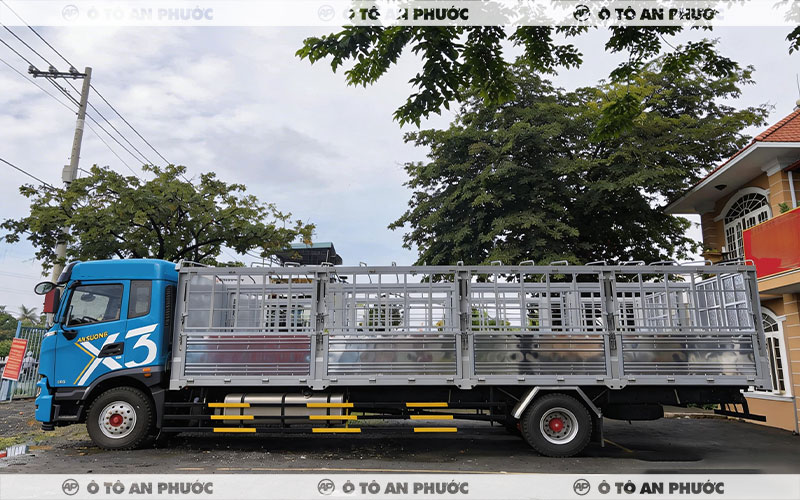 Dongfeng X3 thùng mui bạt 8m3