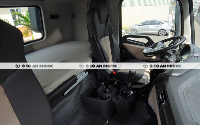 Nội thất Dongfeng X7 445HP