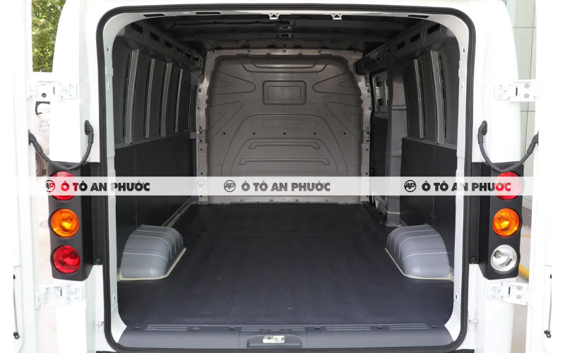 Thùng hàng Farizon V6E