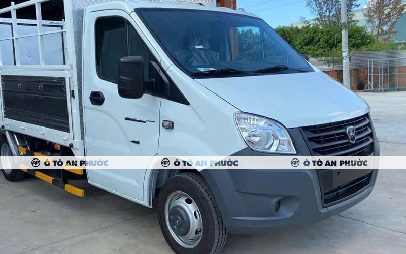 Ngoại thất xe tải 1 tấn 6 GAZ C41R92