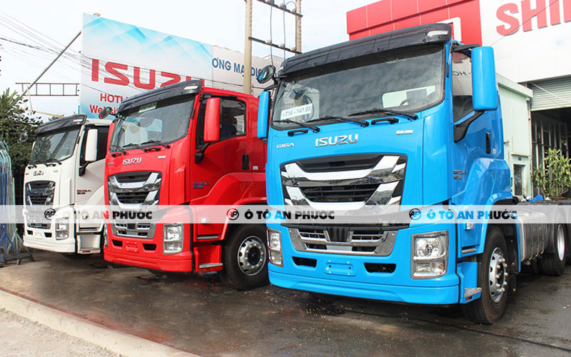 So sánh Isuzu Giga và xe đầu kéo Trung Quốc về động cơ