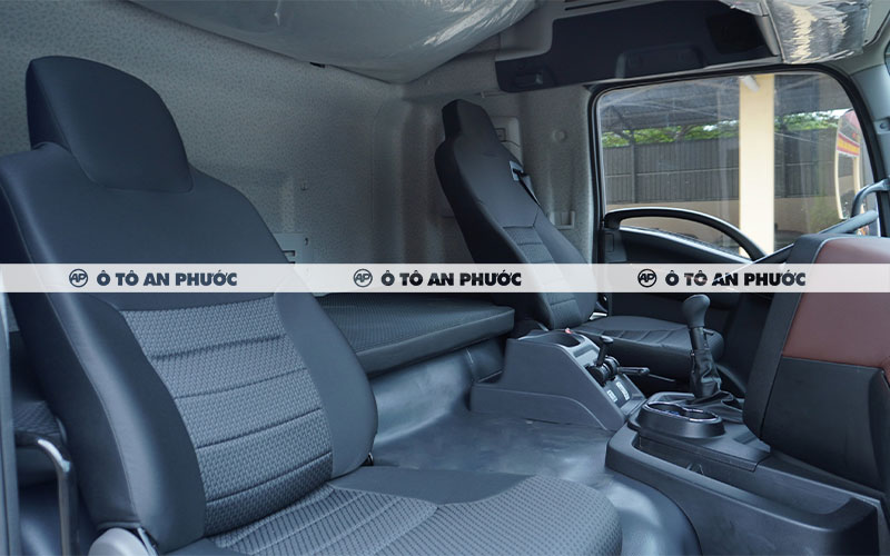 Nội thất Isuzu Giga 380HP