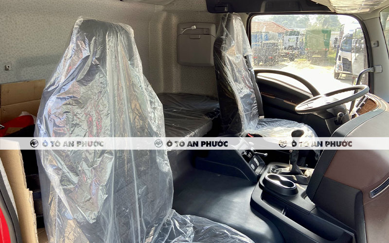 Nội thất Isuzu Giga 420HP