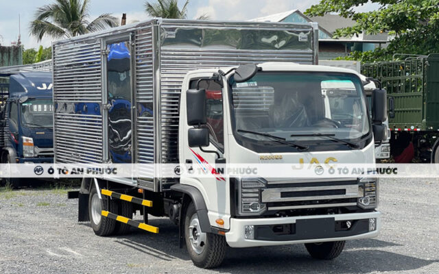 Jac N200S Pro E5 thùng kín