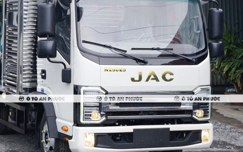 Ngoại thất xe Jac N250S Pro E5