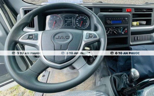 Nội thất Jac N250S Pro E5