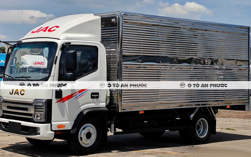 Xe tải Jac 3.5 tấn N350S Pro E5 thùng kín