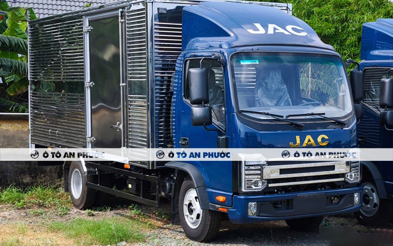 Xe tải 3.5 Jac N350S Pro E5 thùng kín