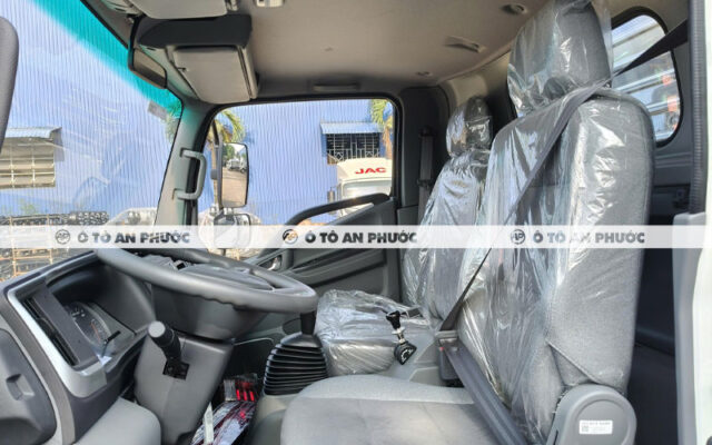 Nội thất Jac N350SL 3.5 tấn