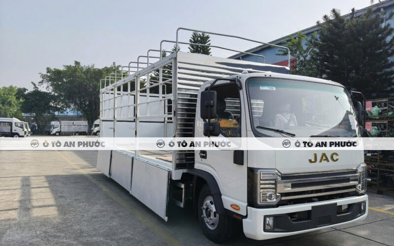 Jac N350SL thùng mui bạt