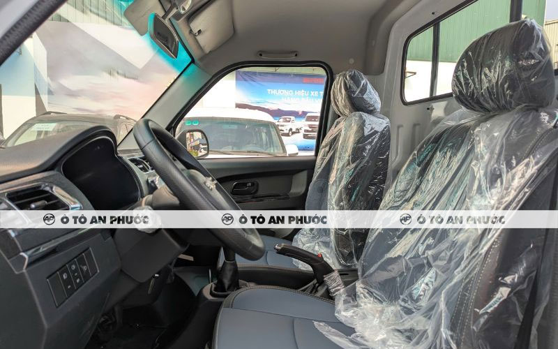 Nội thất xe tải SRM T15