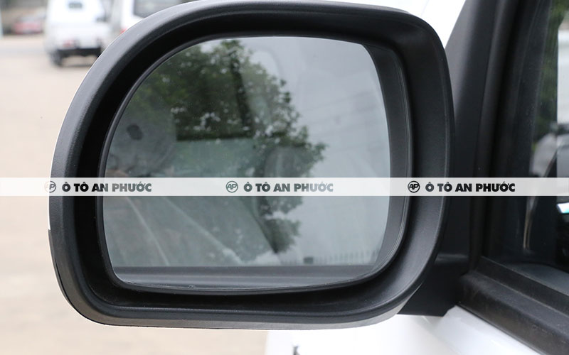 ngoại thất SRM T30i