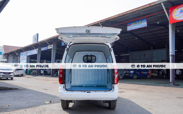 Thùng hàng xe van SRM X30l v5