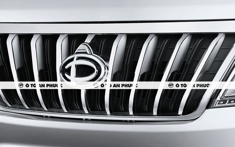 Ngoại thất Tera V8 5 chỗ