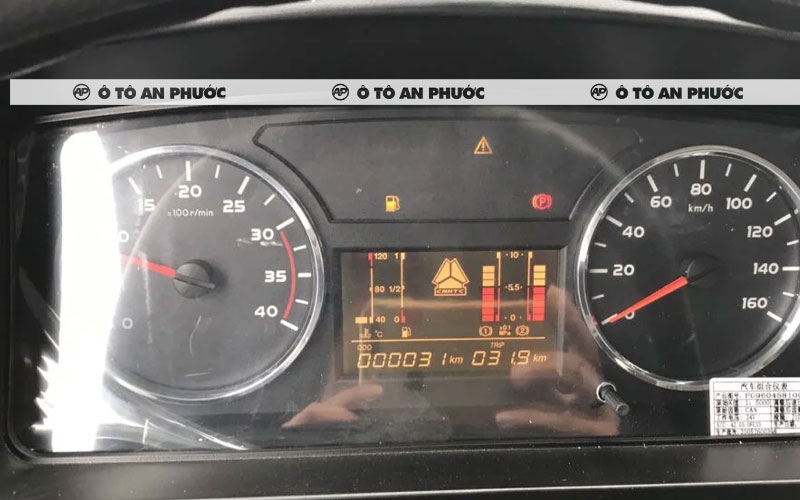 Nội thất TMT Sinotruk 7.5 tấn