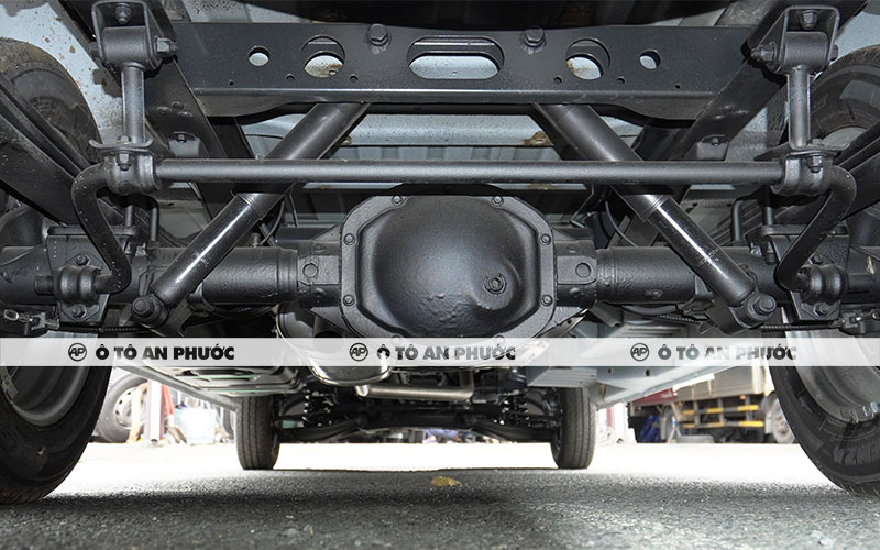 Khung gầm xe van GAZ 3 chỗ