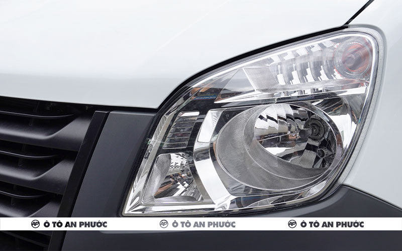 Ngoại thất van GAZ 3 chỗ