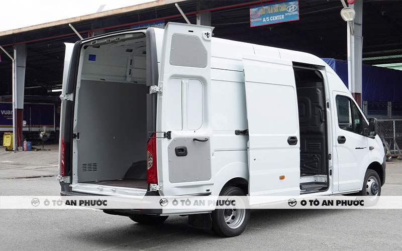 Thùng hàng van GAZ 3 chỗ