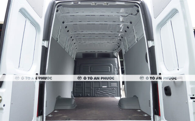 Thùng hàng van GAZ 3 chỗ