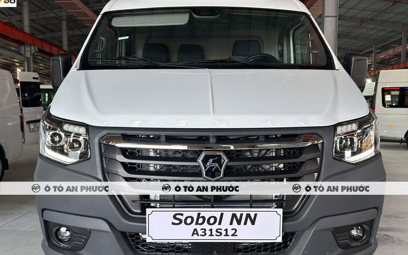 Ngoại thất van Gaz Sobol 3 chỗ