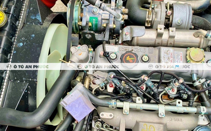 Động cơ Huyndai xe ben Veam VB750