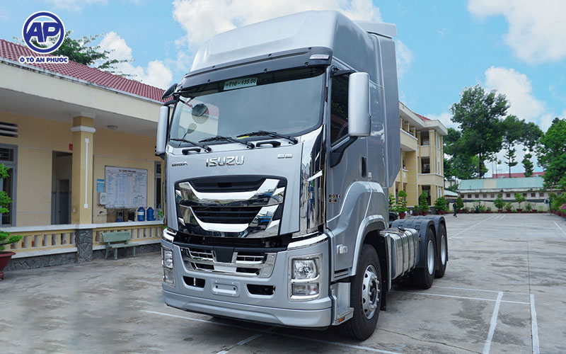 Xe đầu kéo Isuzu Giga 380HP