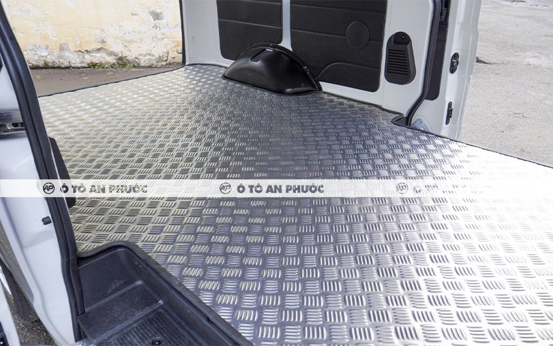 Thùng hàng xe tải van DFSK C35 5 chỗ