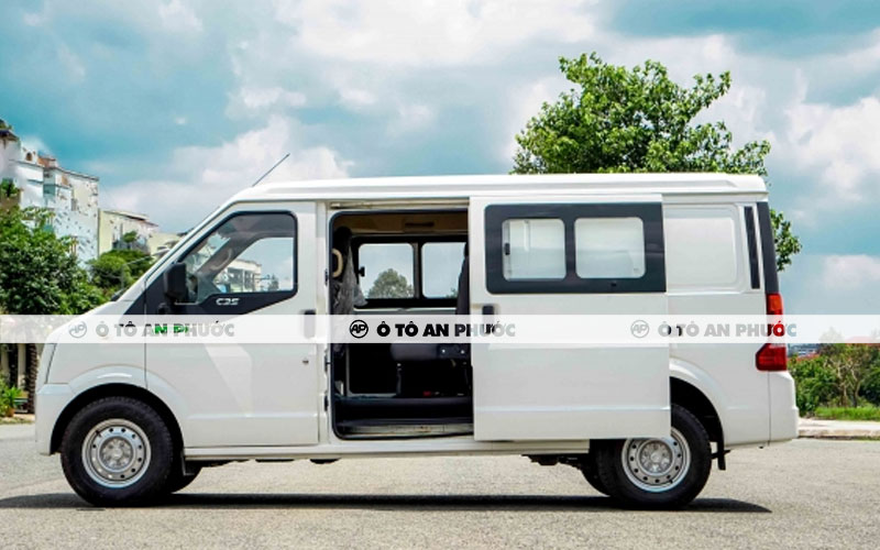 Ngoại thất xe tải van DFSK C35 5 chỗ