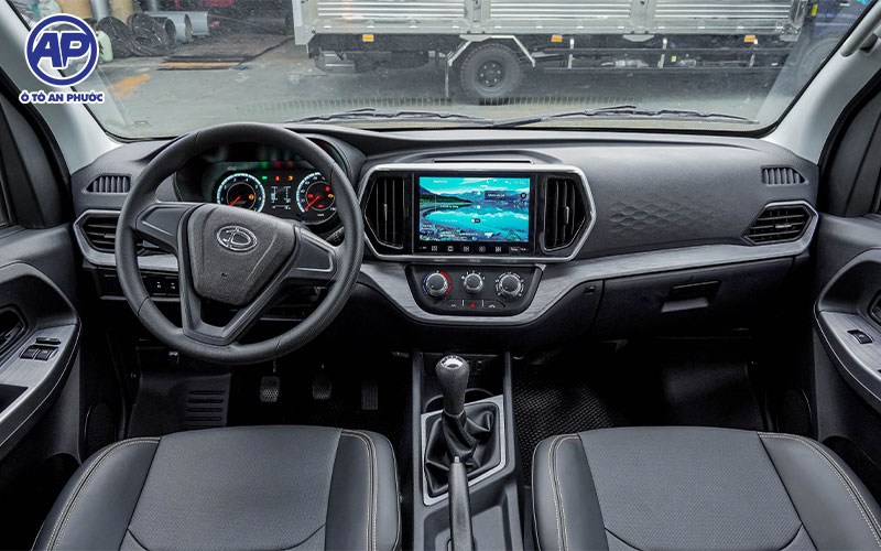 Nội thất xe tải van Tera V6