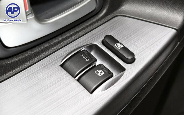 Cửa sổ chỉnh điện xe Tera V6
