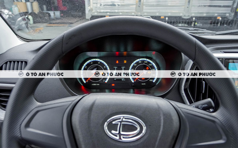 Nội thất xe Tera V6 5 chỗ