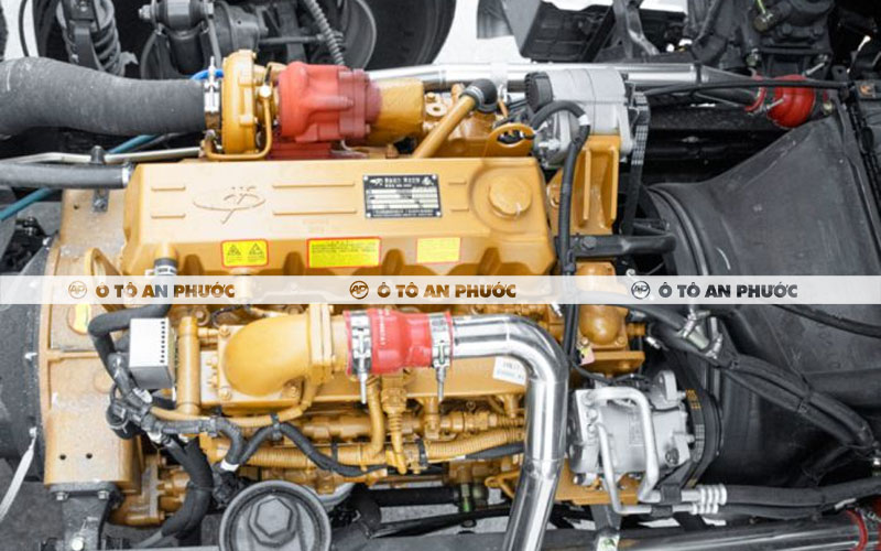 Động cơ Chenglong M3 180HP