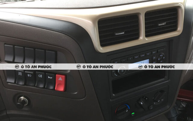 Nội thất Chenglong M3 180HP