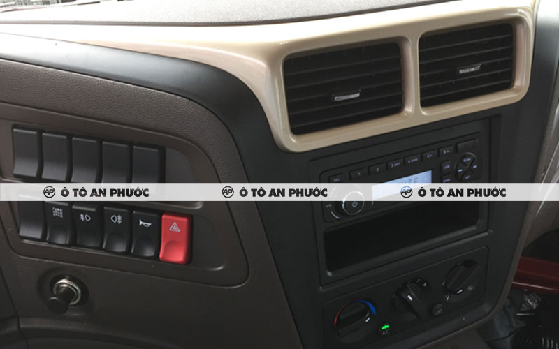 Nội thất Chenglong M3 180HP