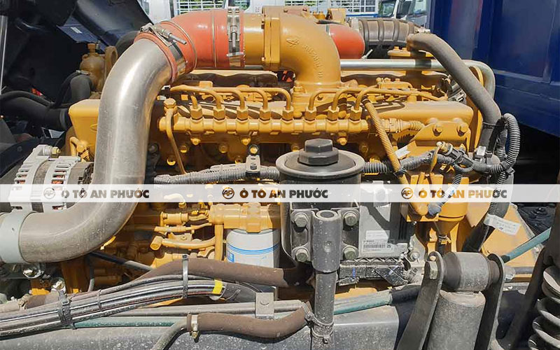 Động cơ Chenglong M3 200HP