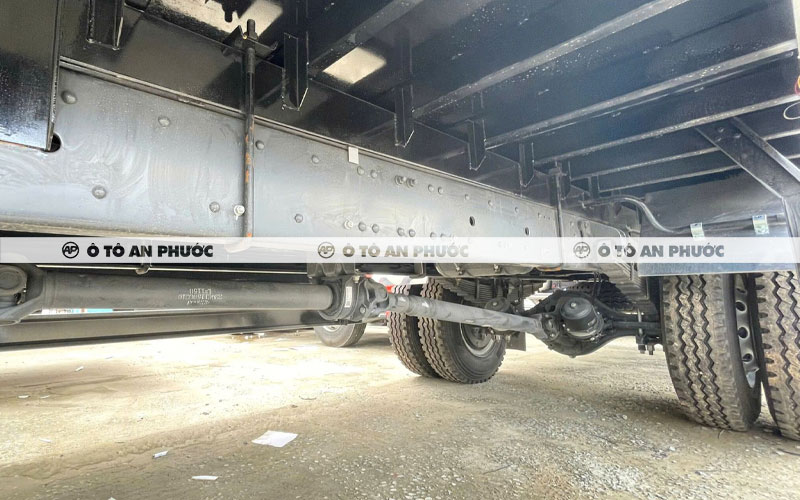 Khung gầm Chenglong M3 200HP