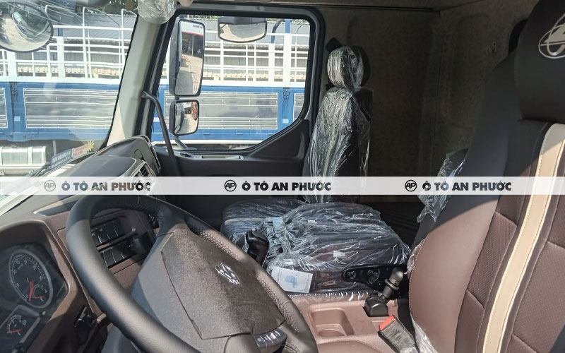 nội thất Chenglong M3 200HP