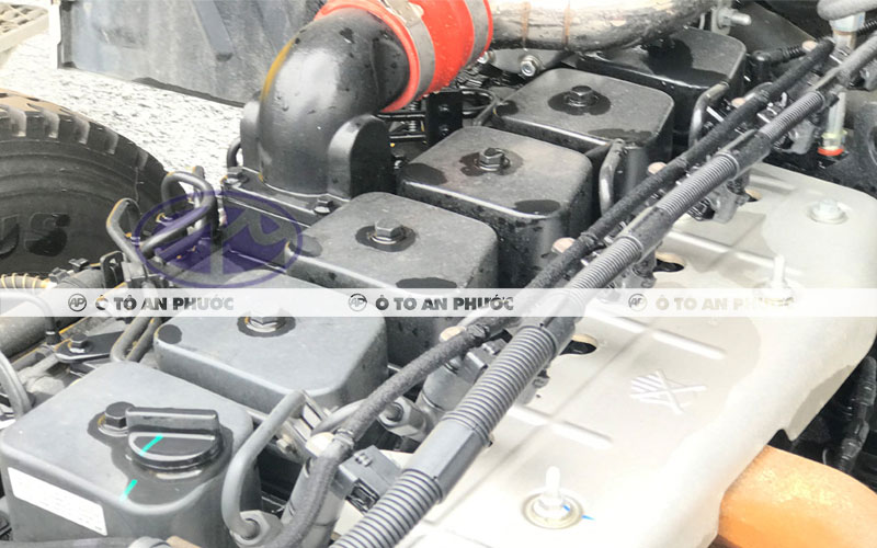 Động cơ xe Dongfeng B180