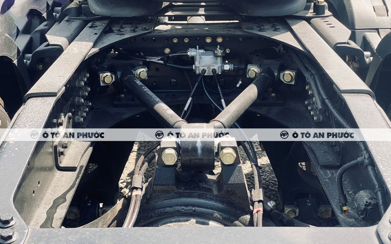 Khung chassis đầu kéo Faw J6P