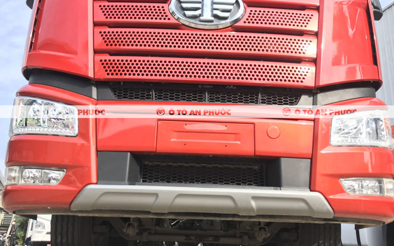 Ngoại thất đầu kéo faw 375hp