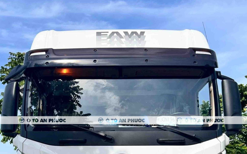 Ngoại thất xe đầu kéo Faw JH6