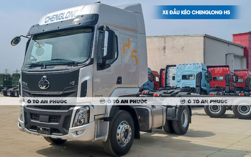 Giá xe đầu kéo Chenglong H5