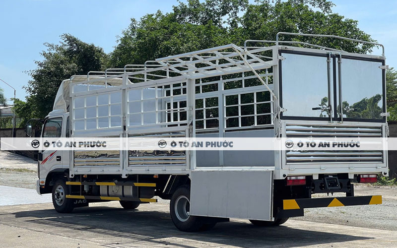 xe tải Jac N750 Plus thùng bạt