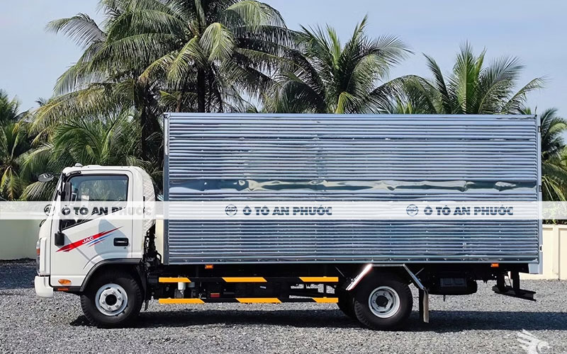 xe tải jac n750 plus thùng kín